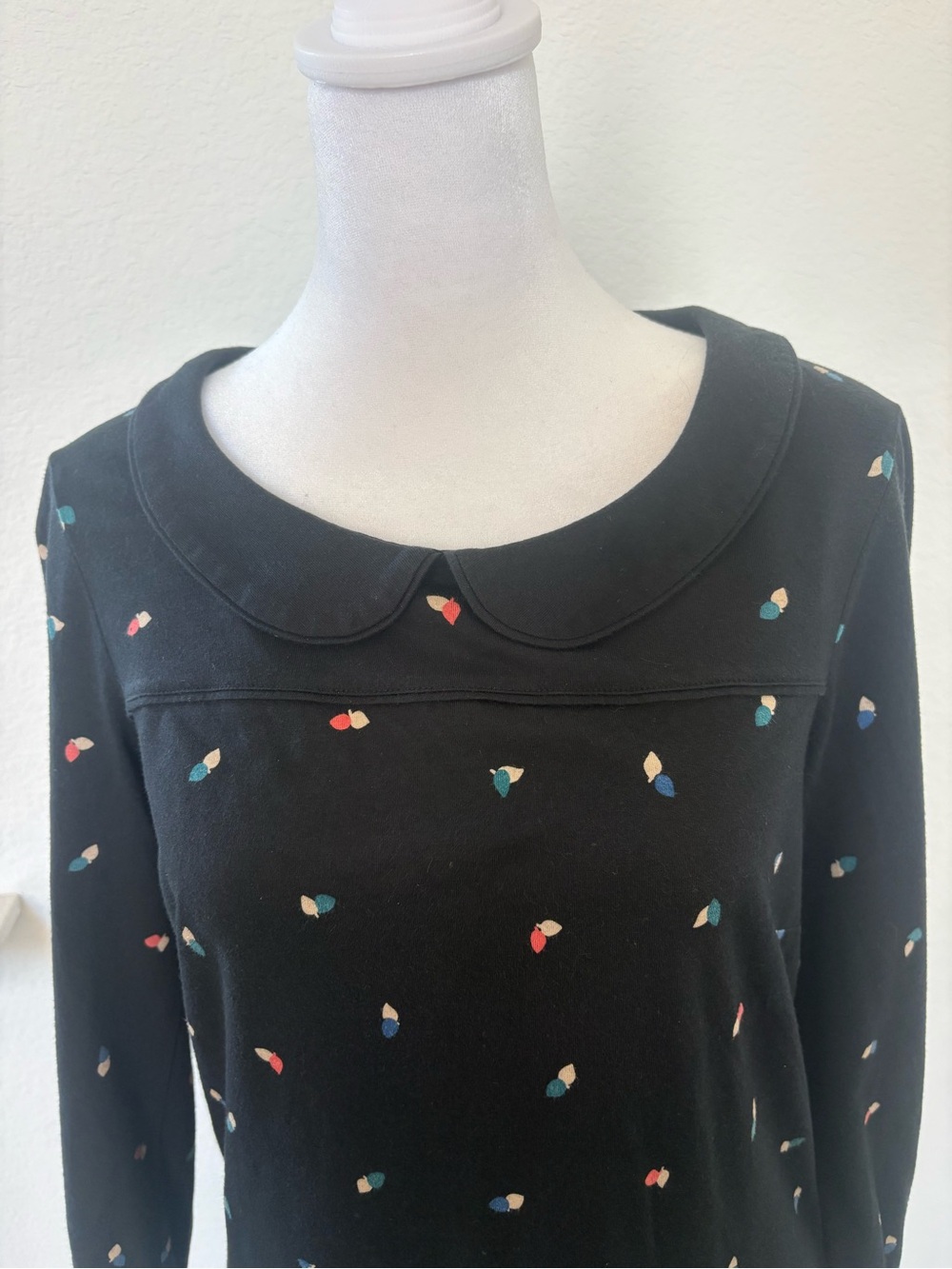 Mossimo Supply Co. Black Sweater with Small Multicolor Dot Accents